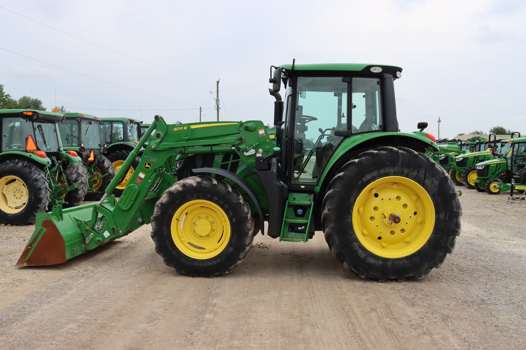 2022 John Deere 6120M Utility Tractors