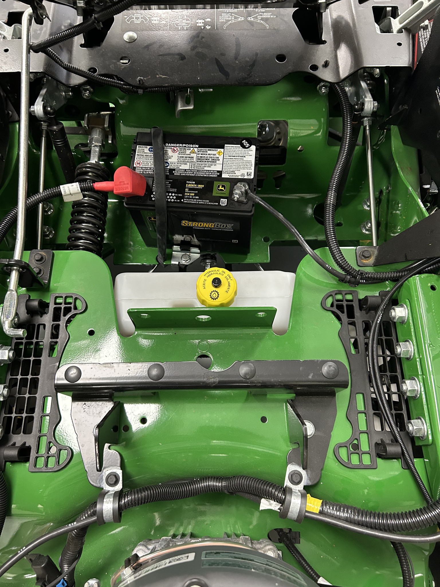2023 John Deere Z950M Image 5