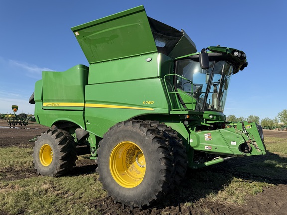 John Deere S780