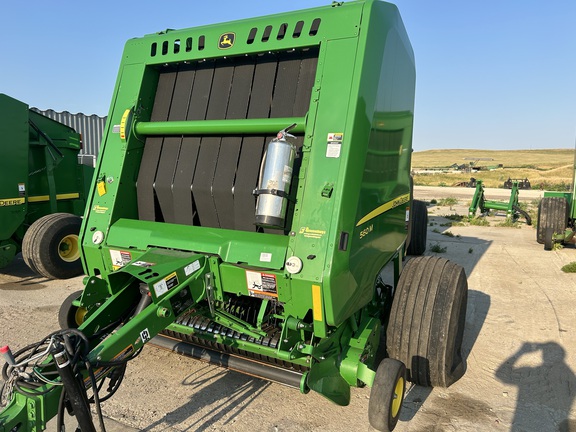 2020 John Deere 560M (3rd thumbnail)