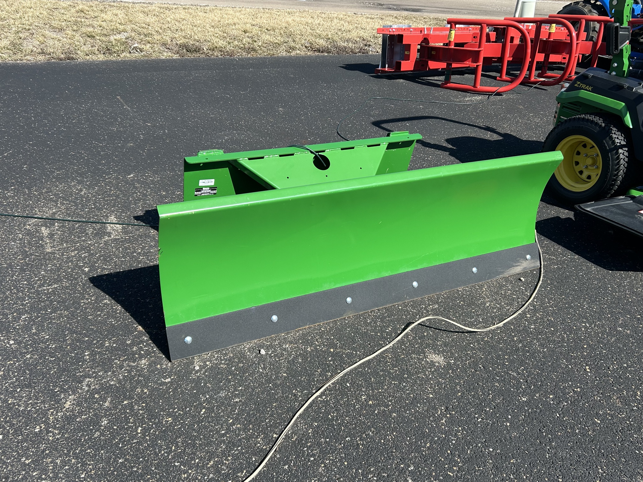 2021 Frontier AF11E Image 1