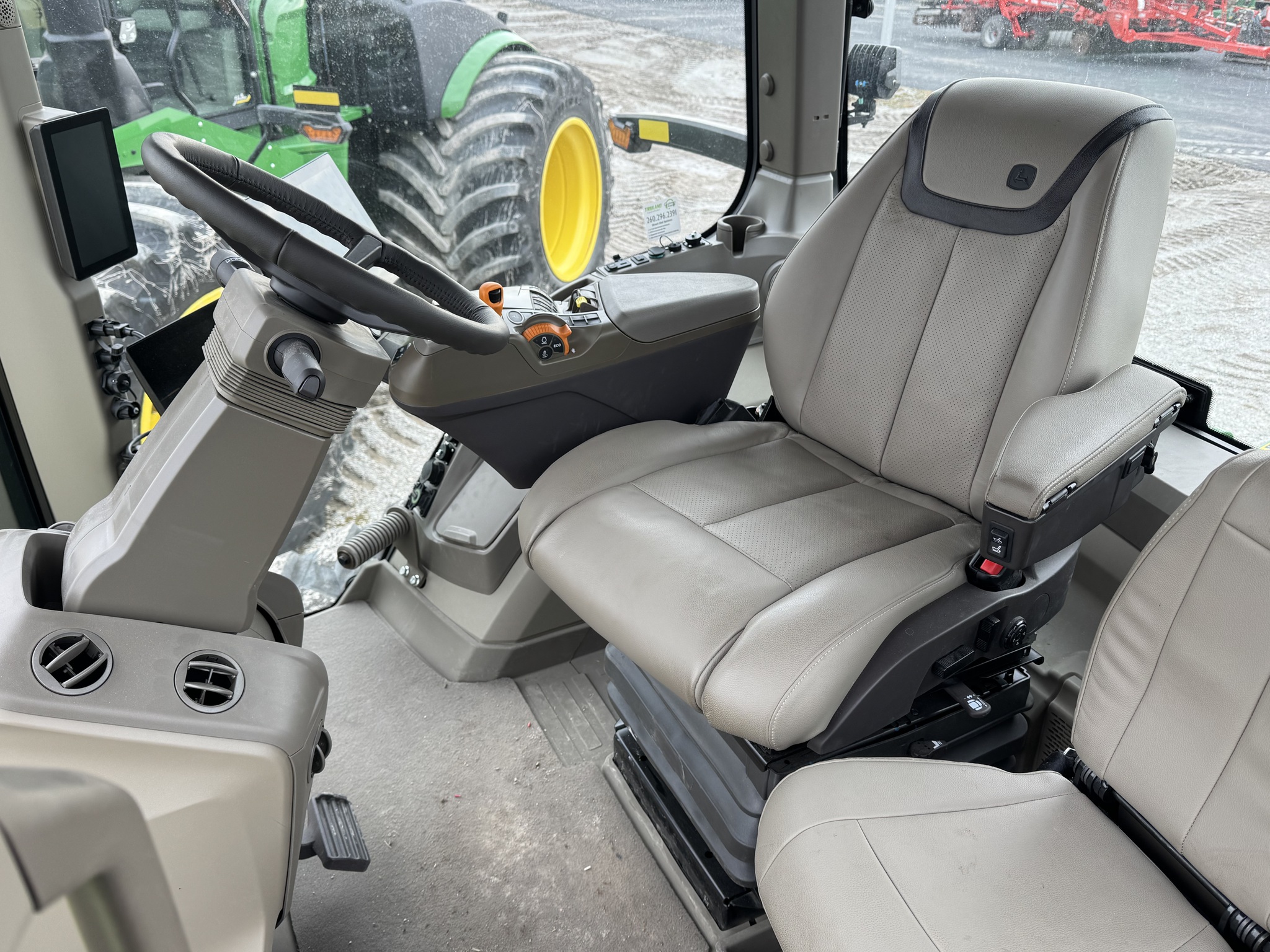 2024 John Deere 8RT 370 Image 7