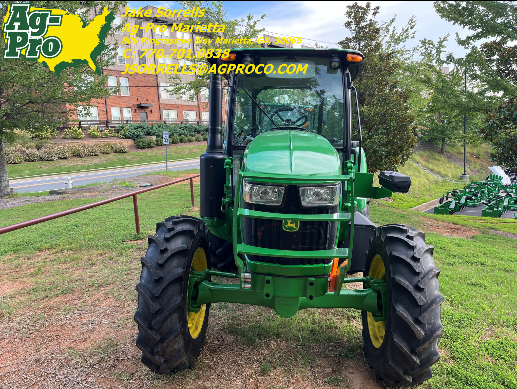 2024 John Deere 5090E Image 2