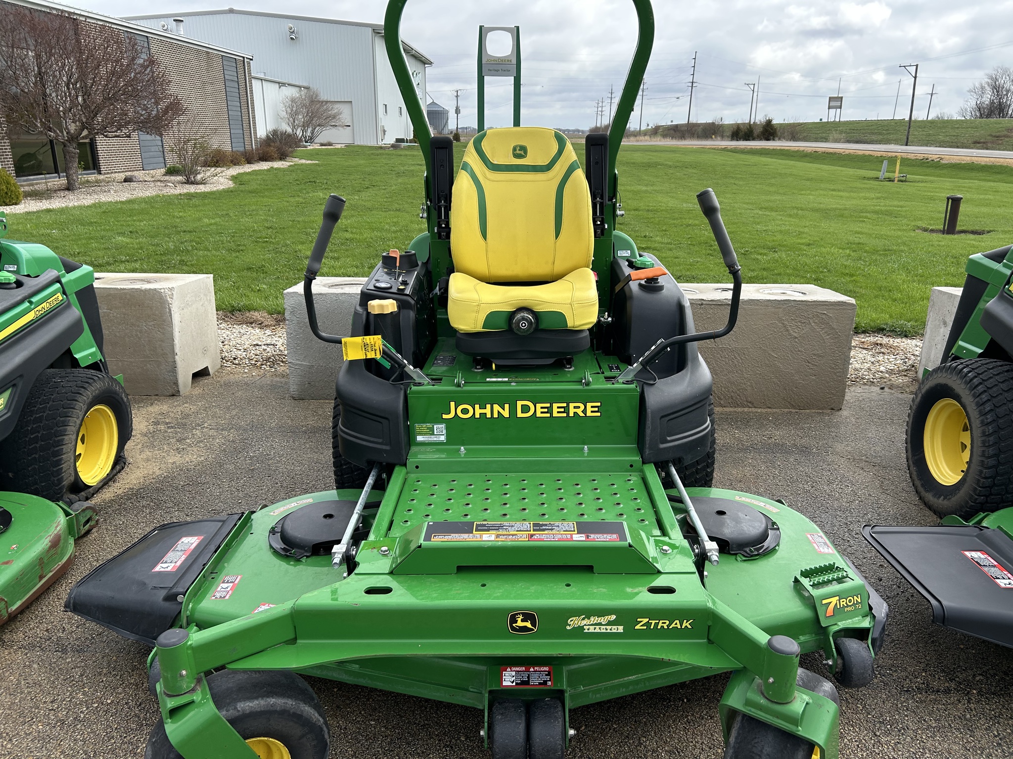  2024 John Deere Z997R at Heritage Tractor in Dixon, IL