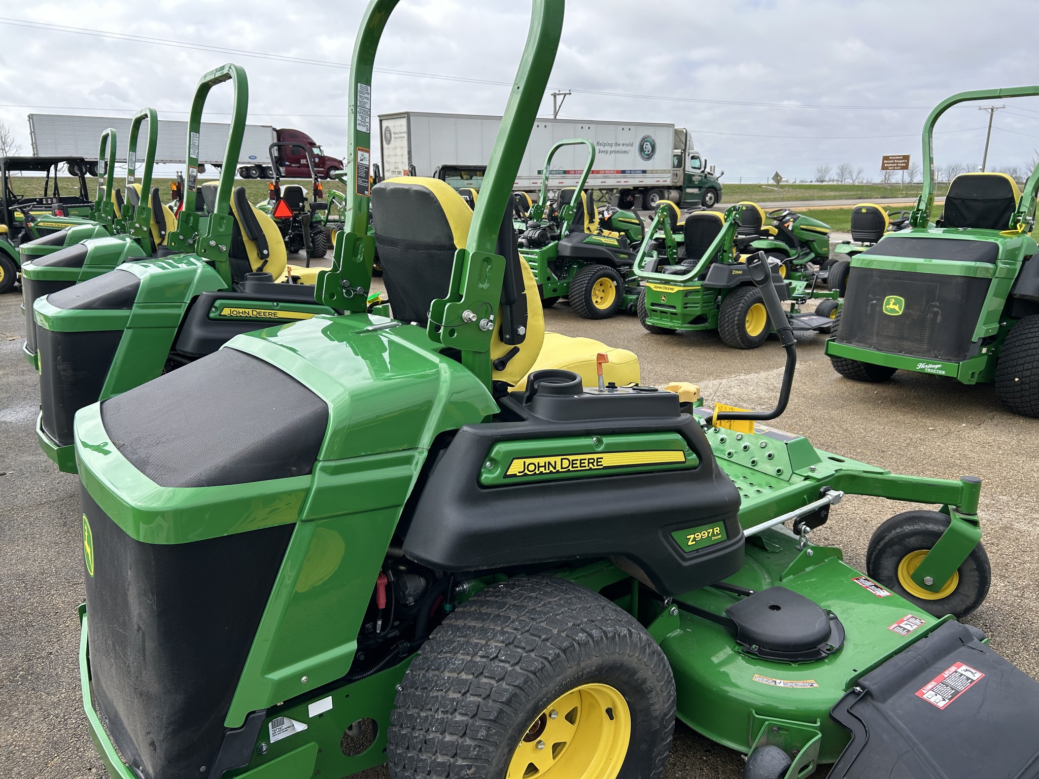  2024 John Deere Z997R at Heritage Tractor in Dixon, IL