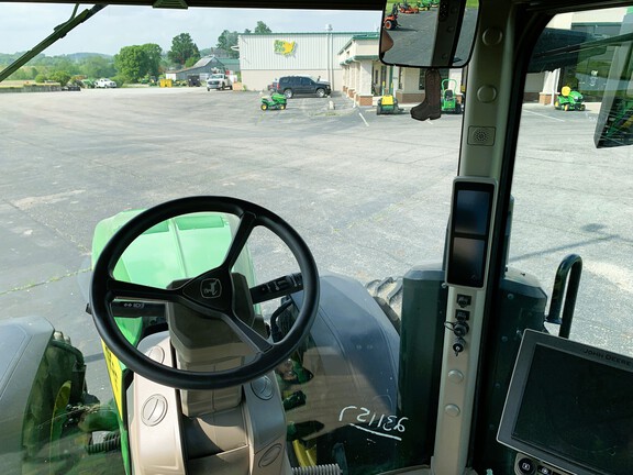 2023 John Deere 8R 340-16
