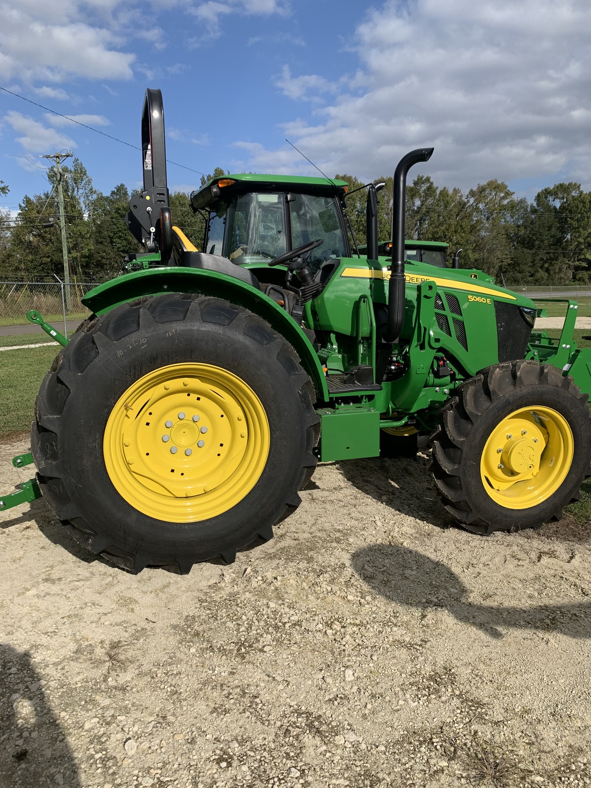 2024 John Deere 5060E Image 6