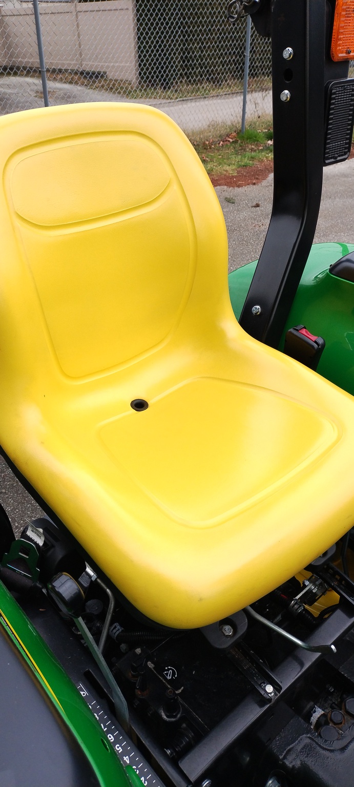 2016 John Deere 3032E Image 7