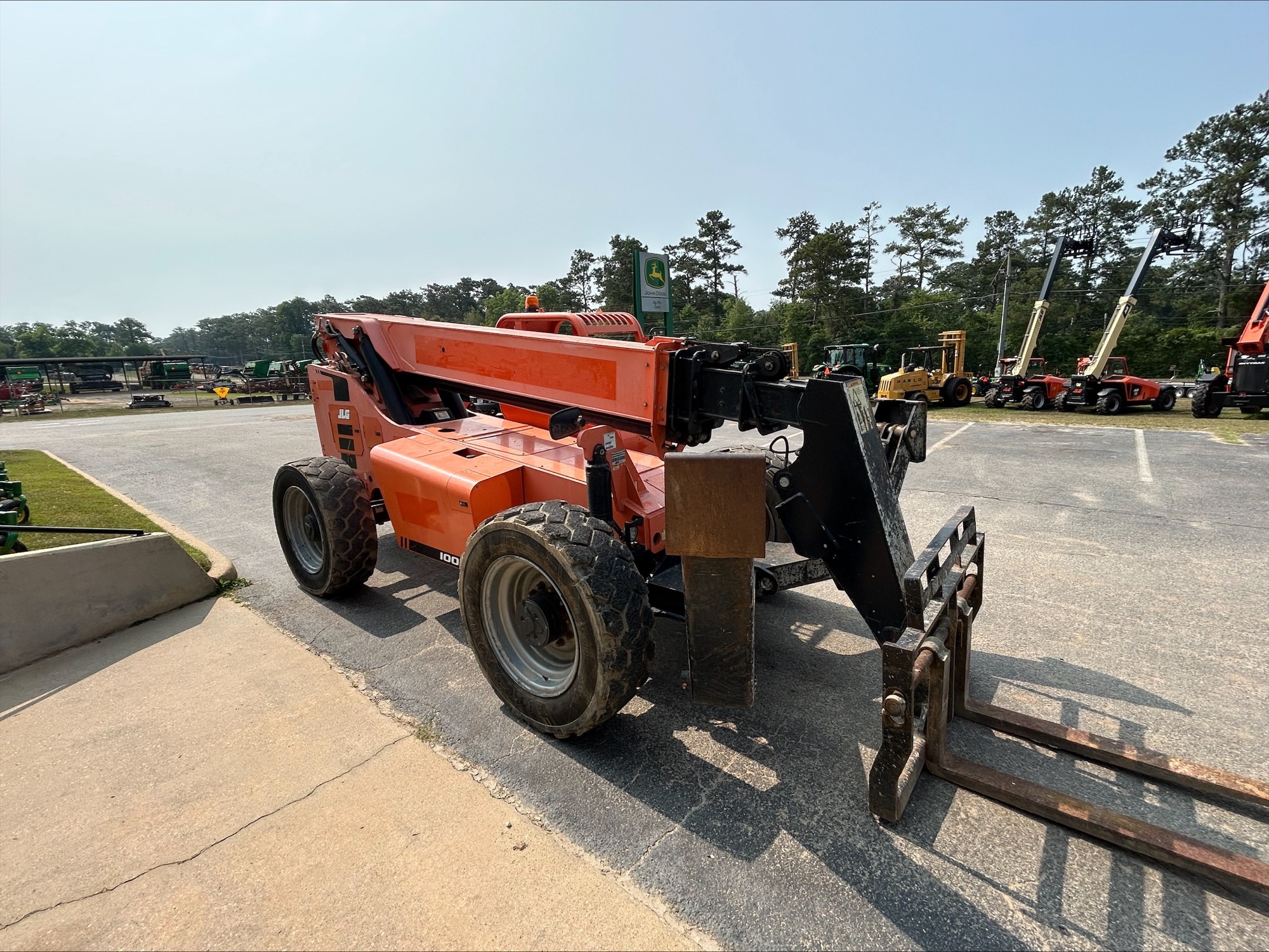 2018 Skytrak 10054 Image 4