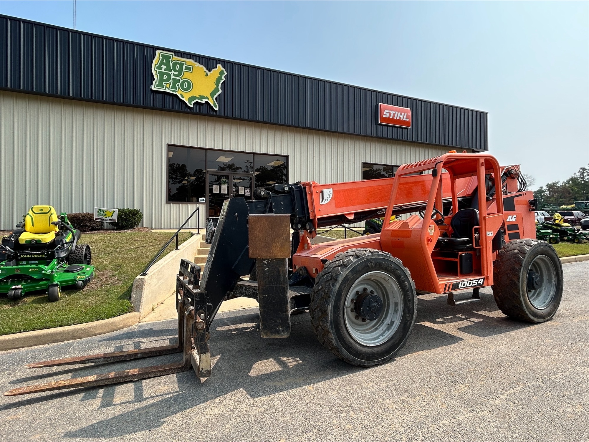 2018 Skytrak 10054 Image 1