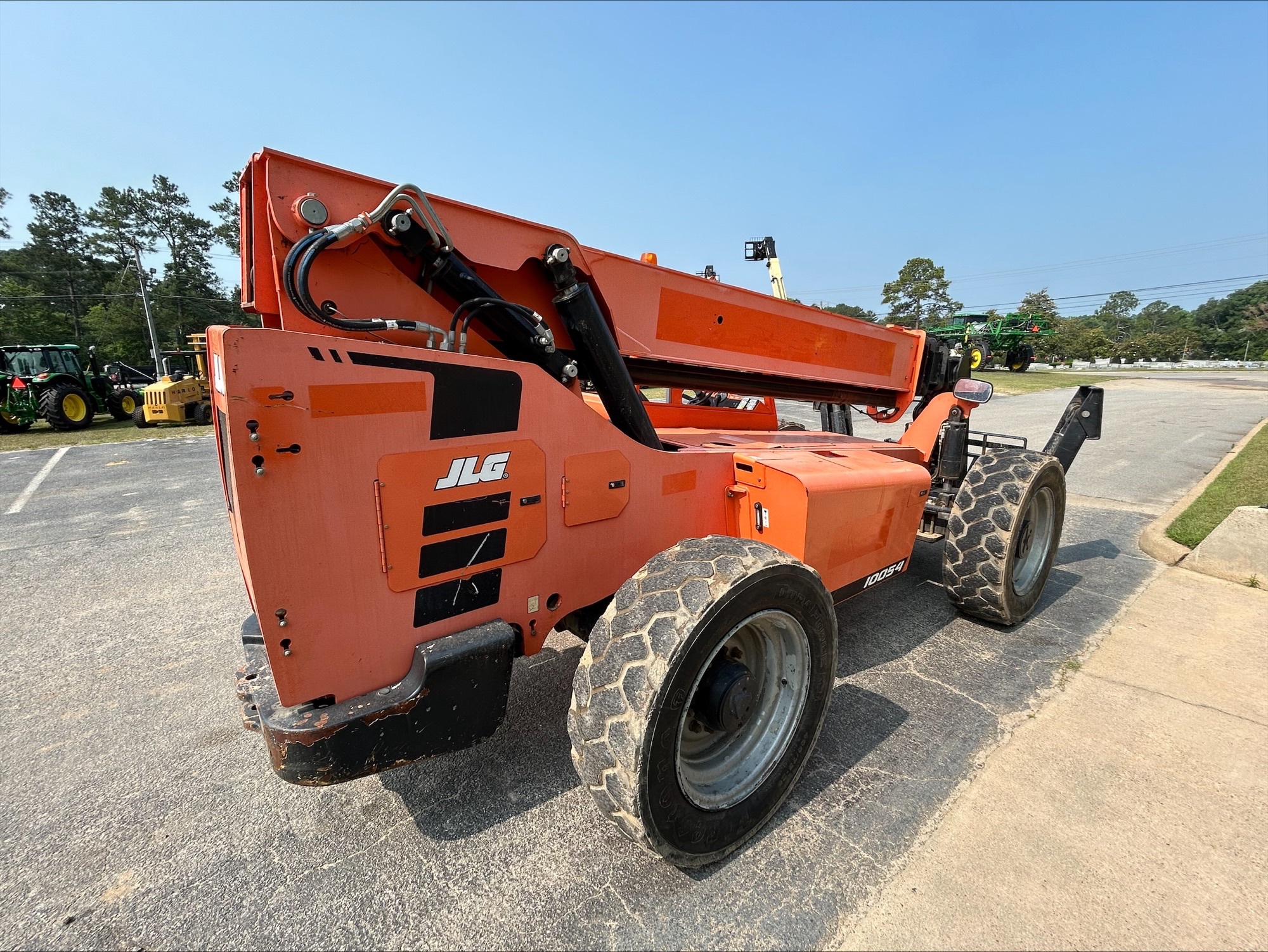 2018 Skytrak 10054 Image 3