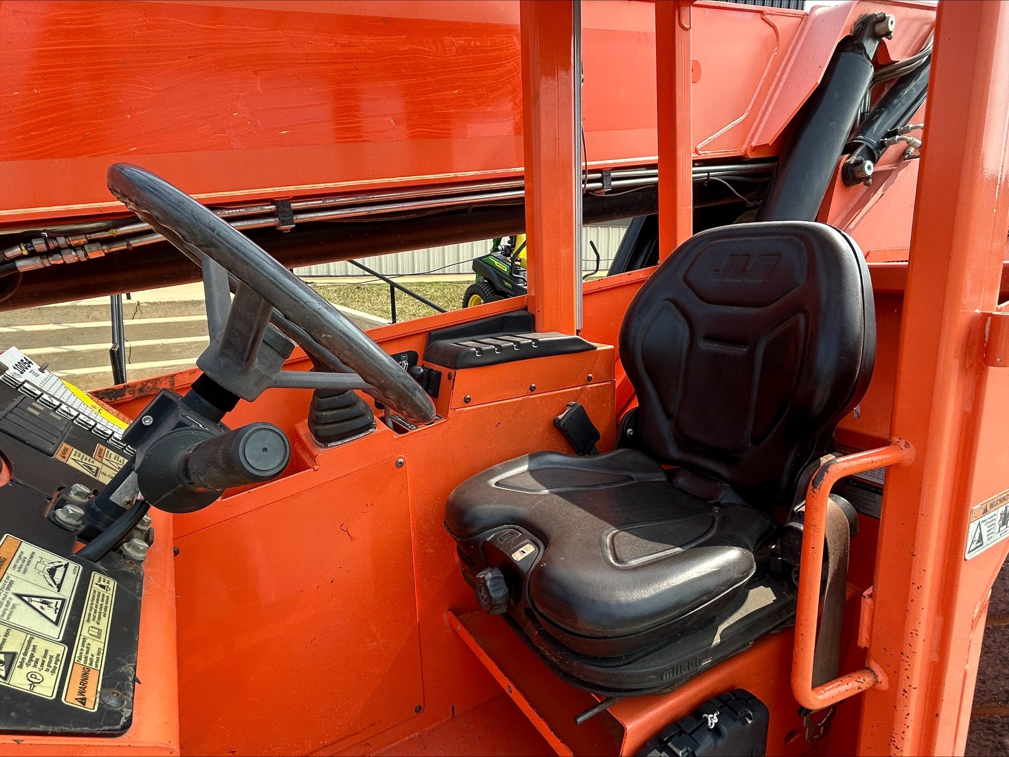 2018 Skytrak 10054 Image 5