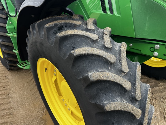 2015 John Deere 6150R - Photo12