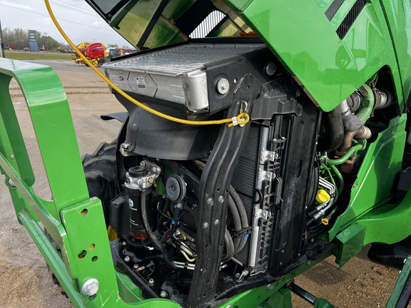 2015 John Deere 6150R - Photo22