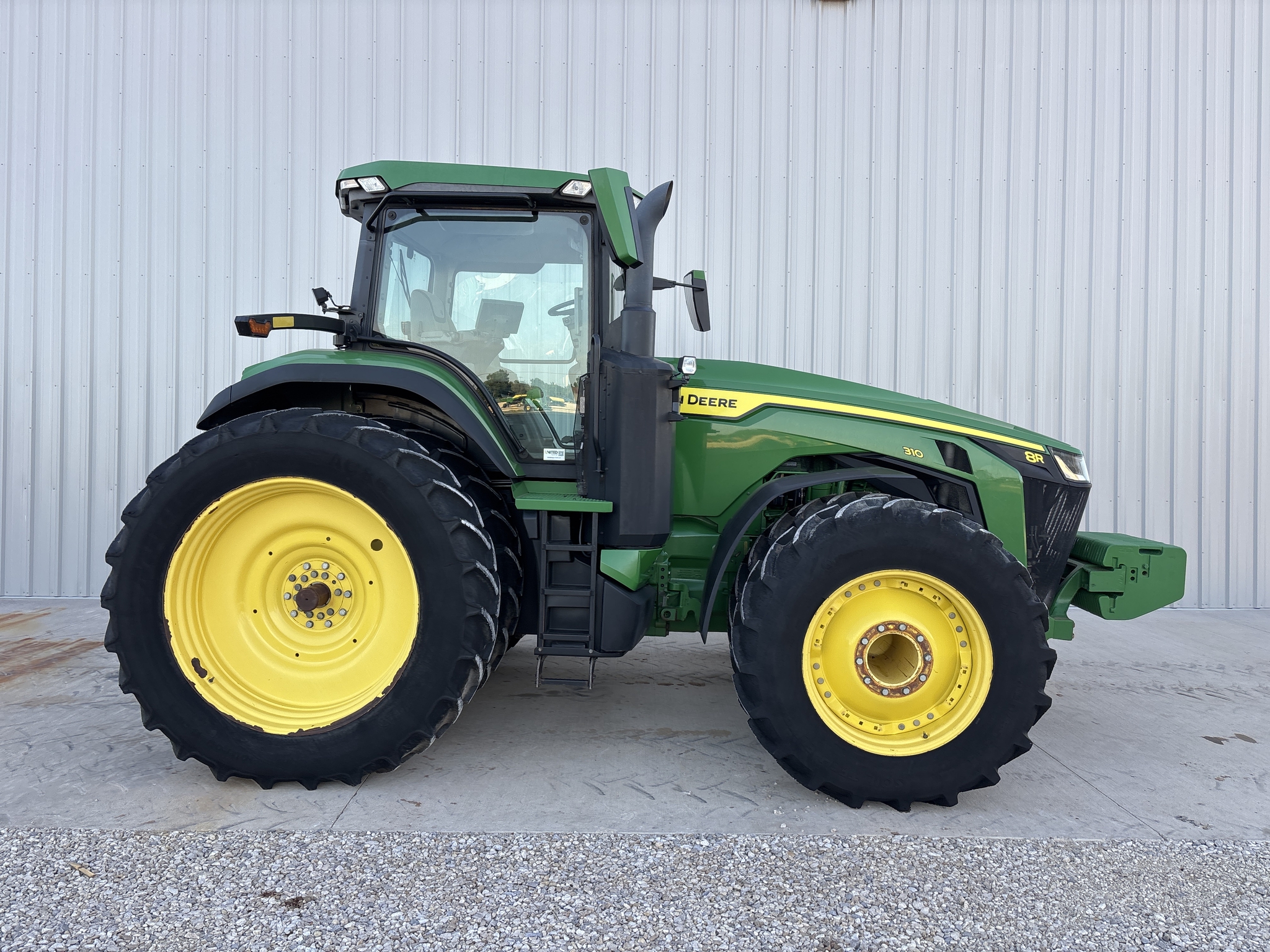 2021 John Deere 8R 310 Image 11