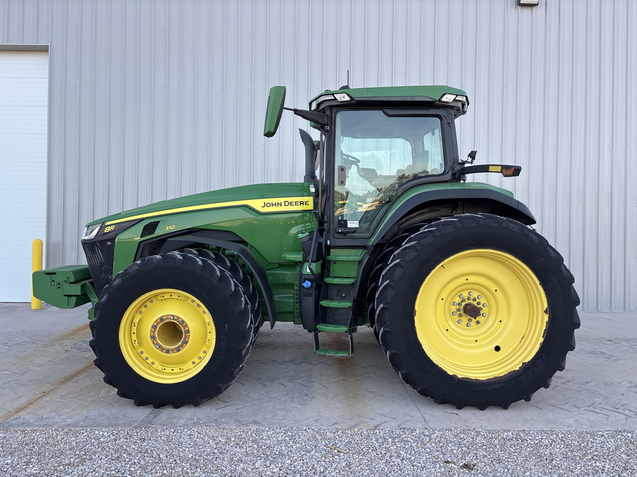 2021 John Deere 8R 310 Image 1