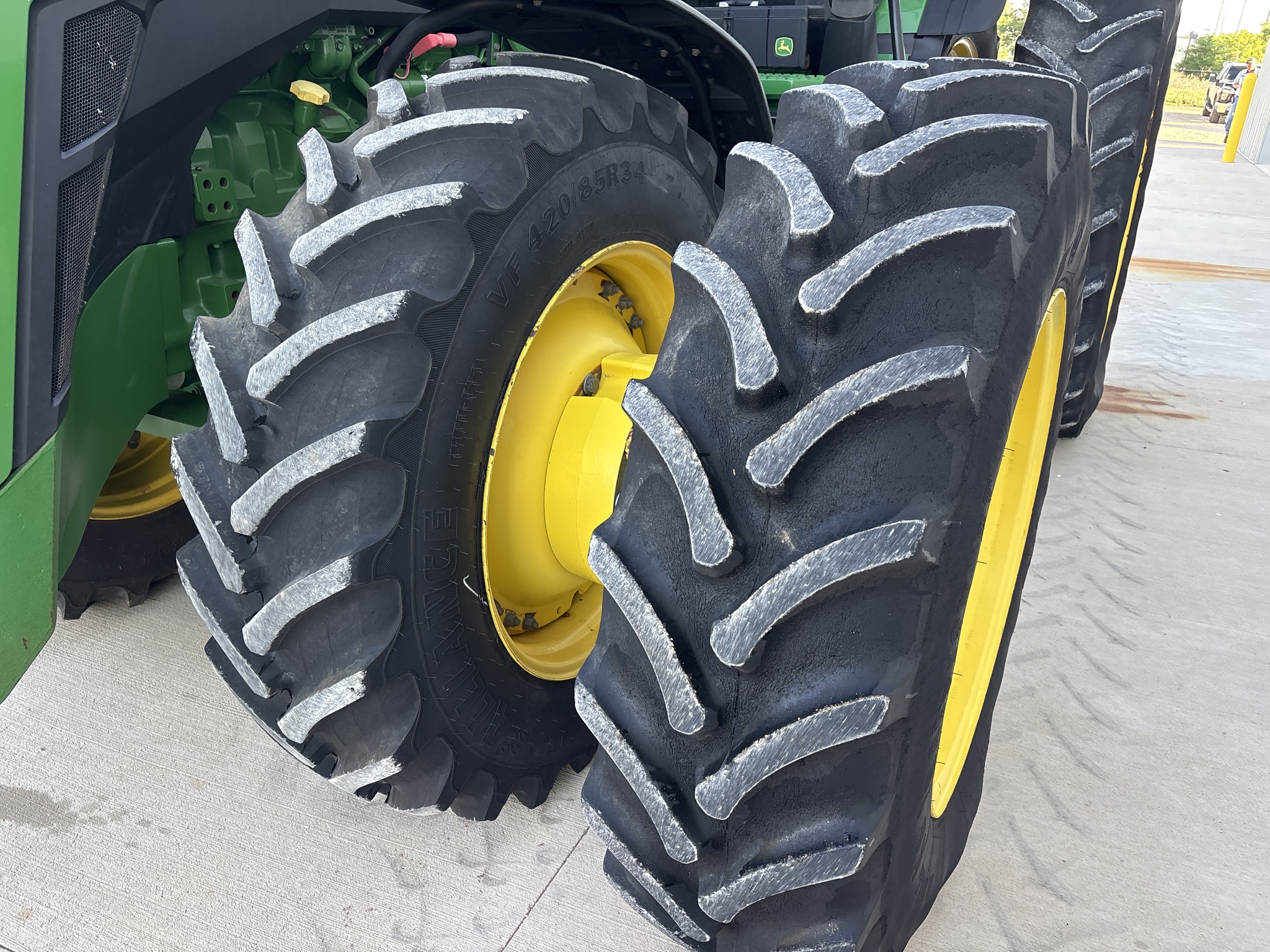 2021 John Deere 8R 310 Image 40