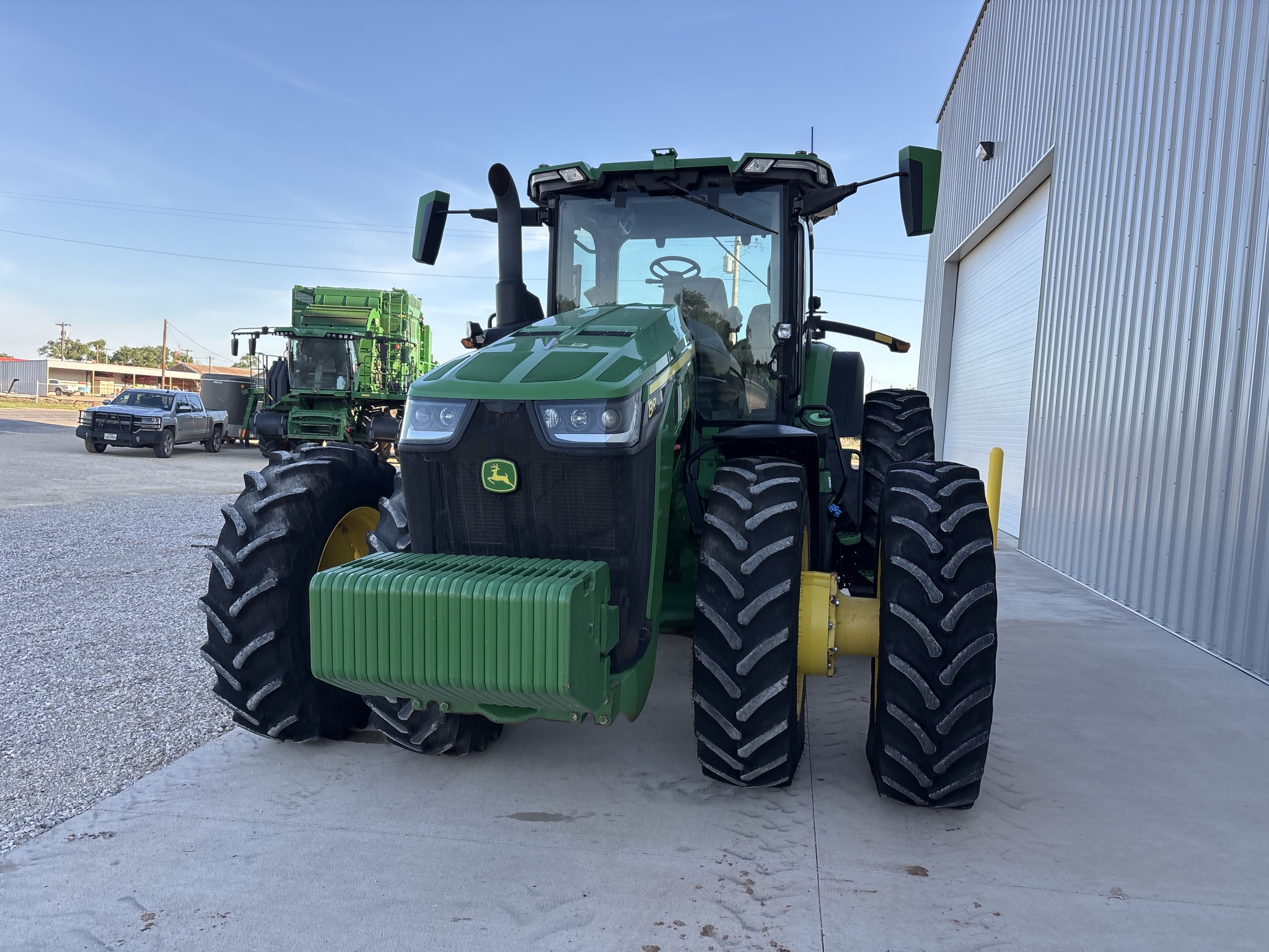 2021 John Deere 8R 310 Image 10