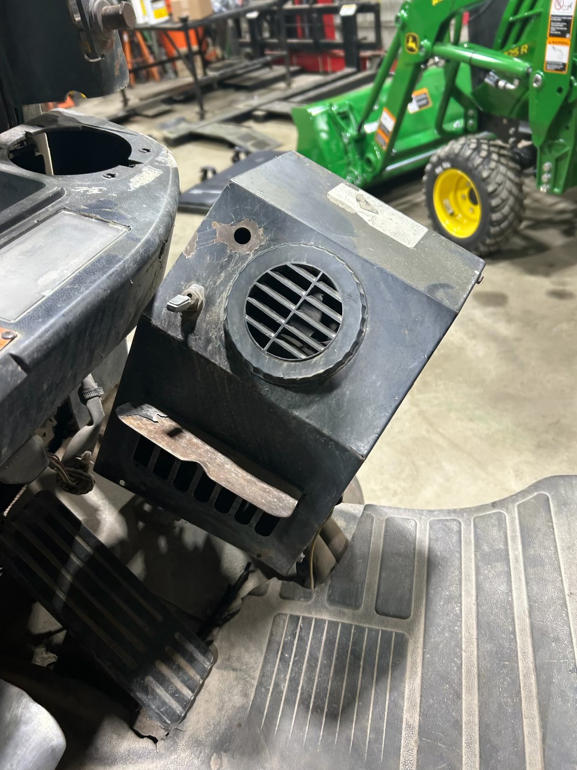 2014 Toyota 8FDU20 Image 16