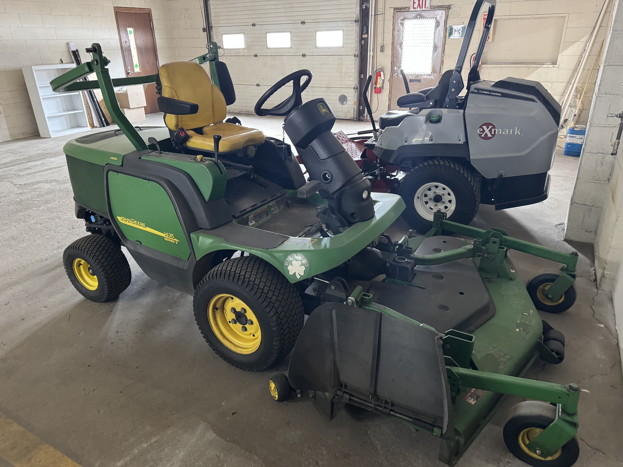 2004 John Deere 1435 Image 1