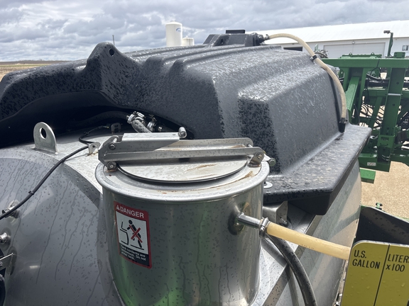 2024 John Deere 412R - Photo12