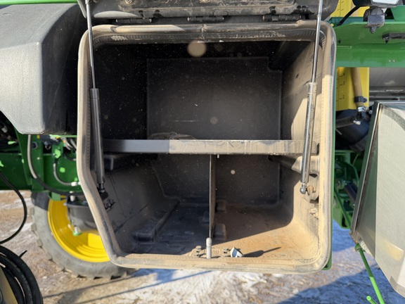 2024 John Deere 412R - Photo29