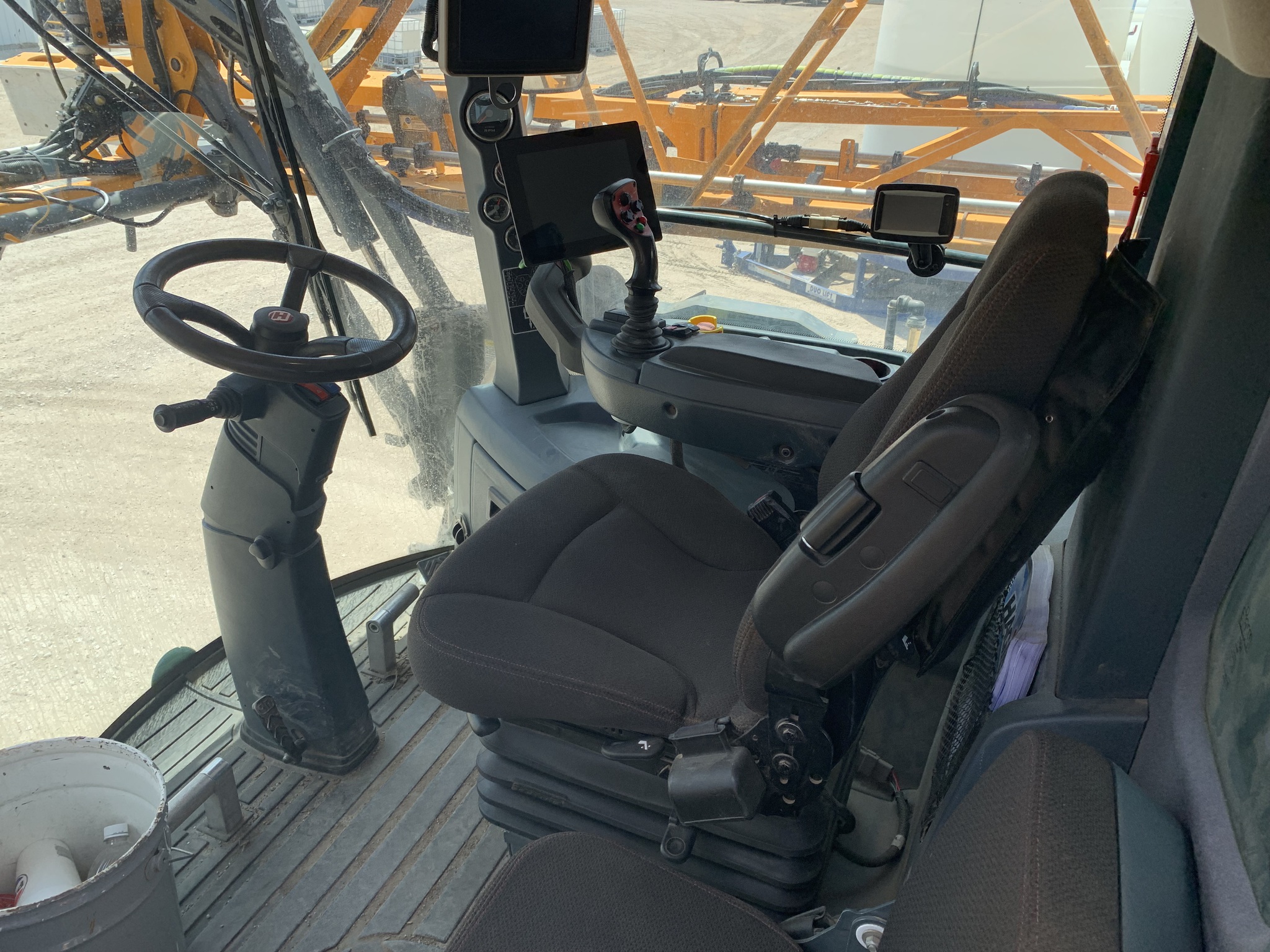 2018 Hagie STS16 Image 17