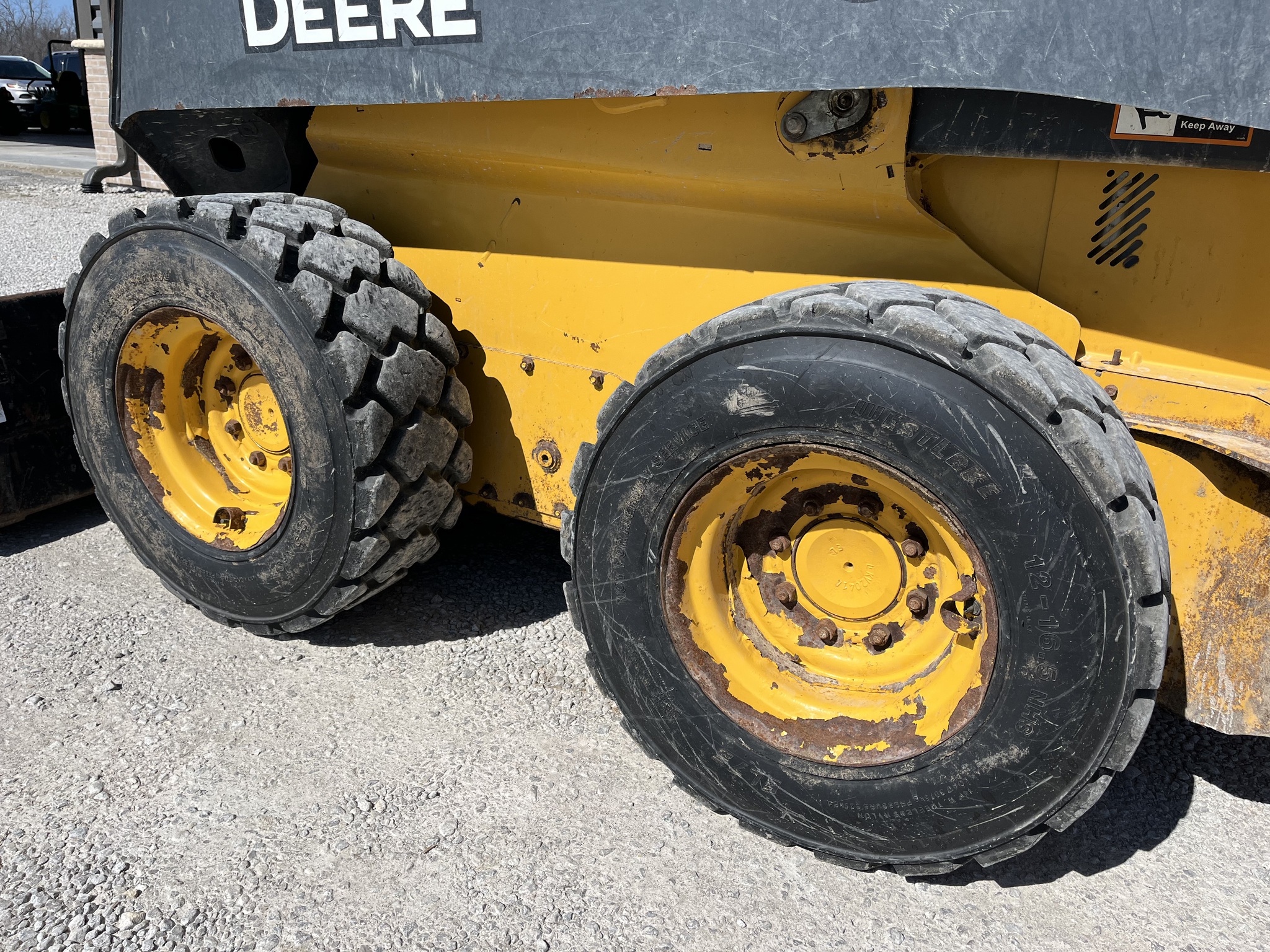  2022 John Deere 320G at Heritage Tractor in Smithville, MO