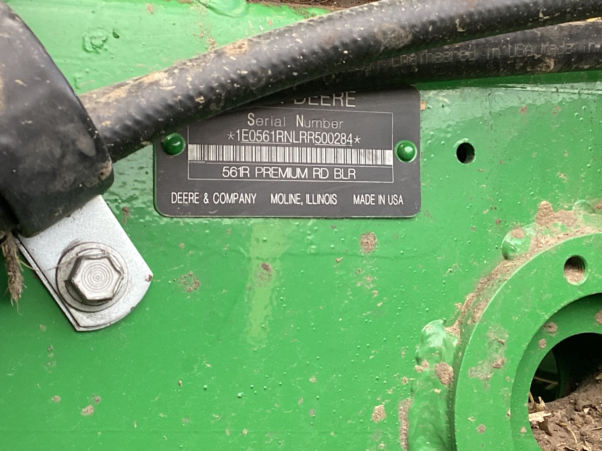 2024 John Deere 561R Image 37