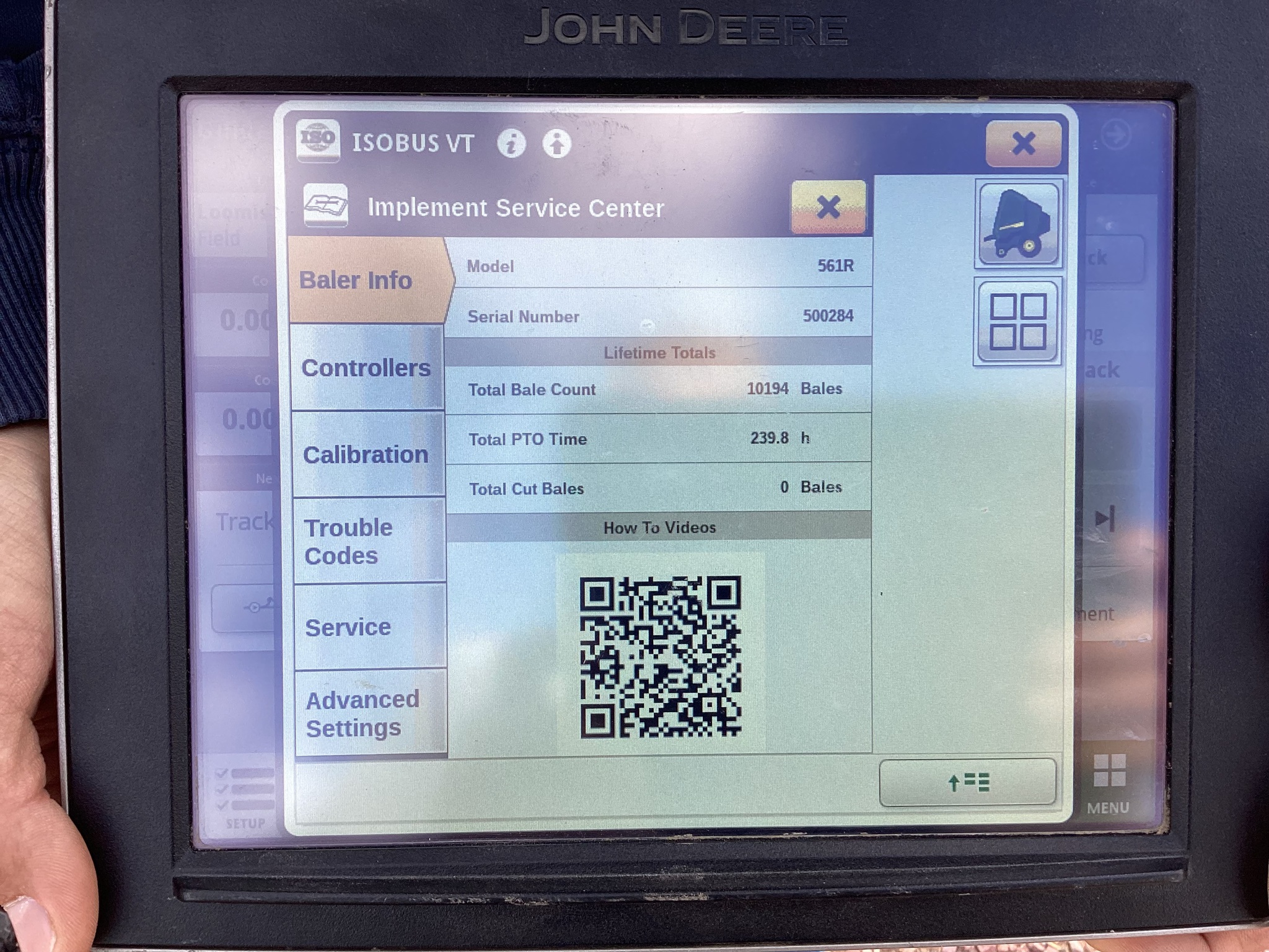 2024 John Deere 561R Image 32