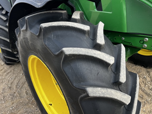 2025 John Deere 6R 155 - Photo12