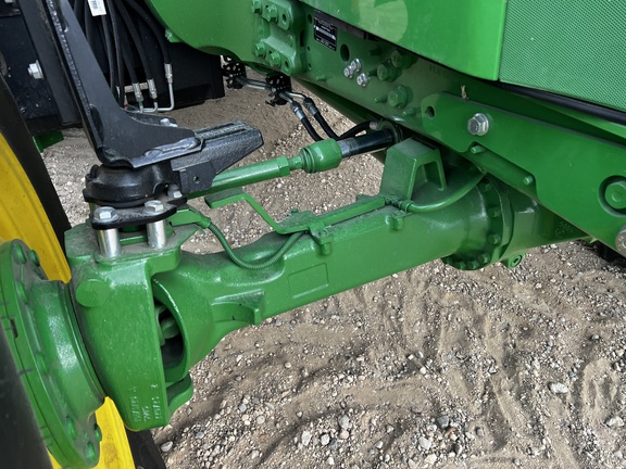 2025 John Deere 6R 155 - Photo13