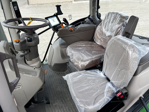 2025 John Deere 6R 155 - Photo28