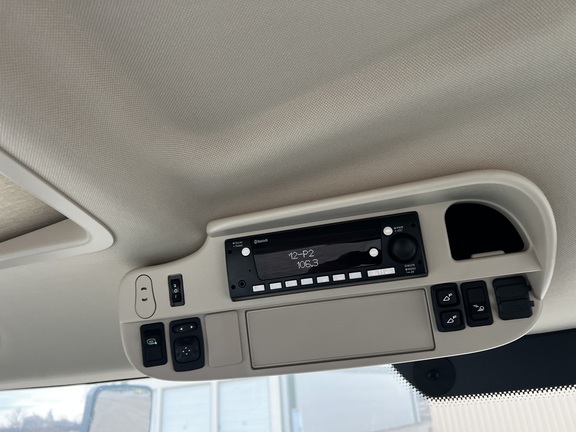 2025 John Deere 6R 155 - Photo30