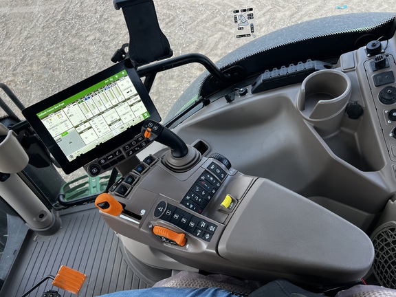 2025 John Deere 6R 155 - Photo33