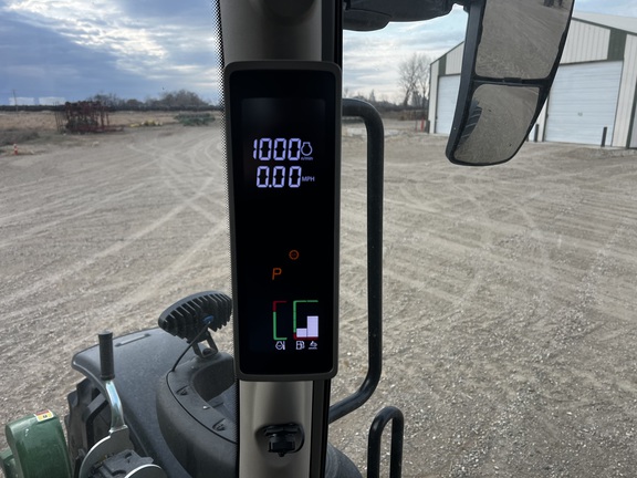 2025 John Deere 6R 155 - Photo32