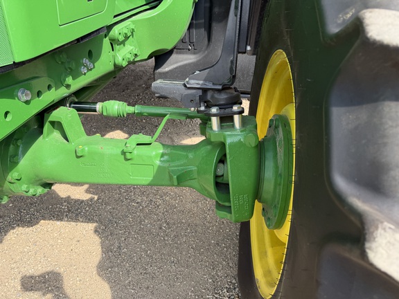 2025 John Deere 6R 155 - Photo11