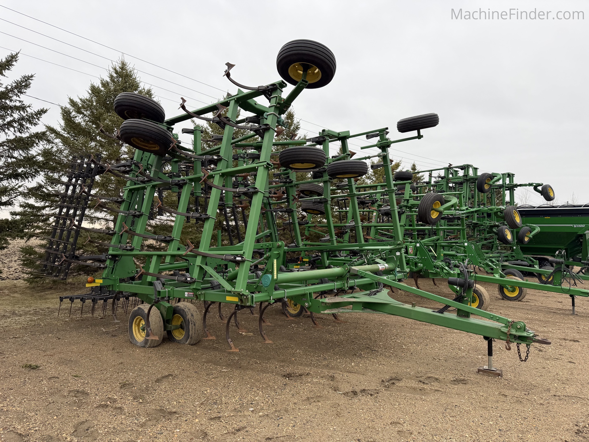 John Deere 2210 Level-lift 40.1ft Field Cultivator