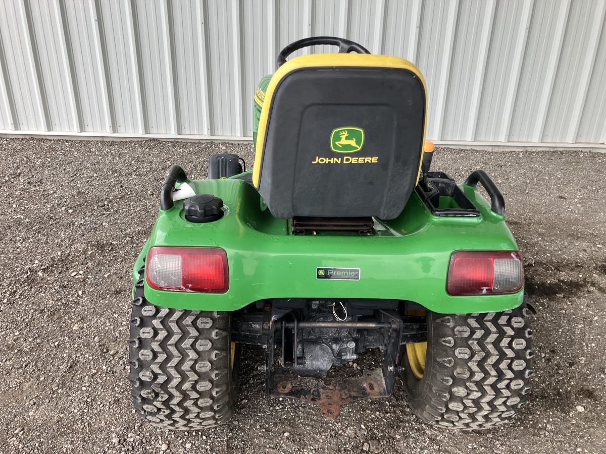 2003 John Deere X585 Image 6