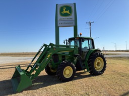 2012 John Deere 7230