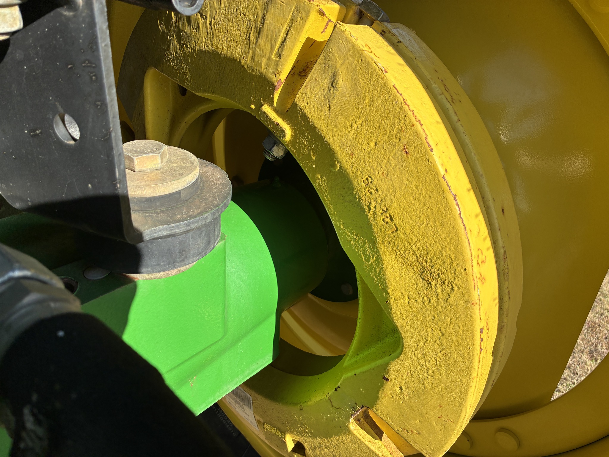 2012 John Deere 7230 Image 17