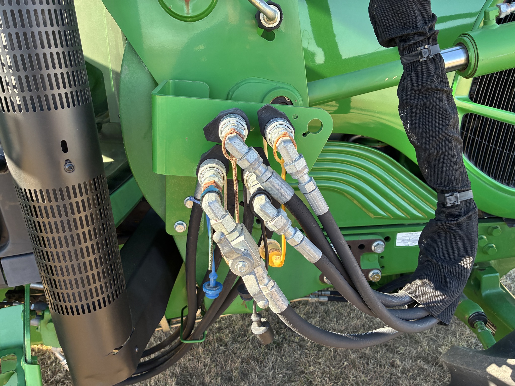 2012 John Deere 7230 Image 20