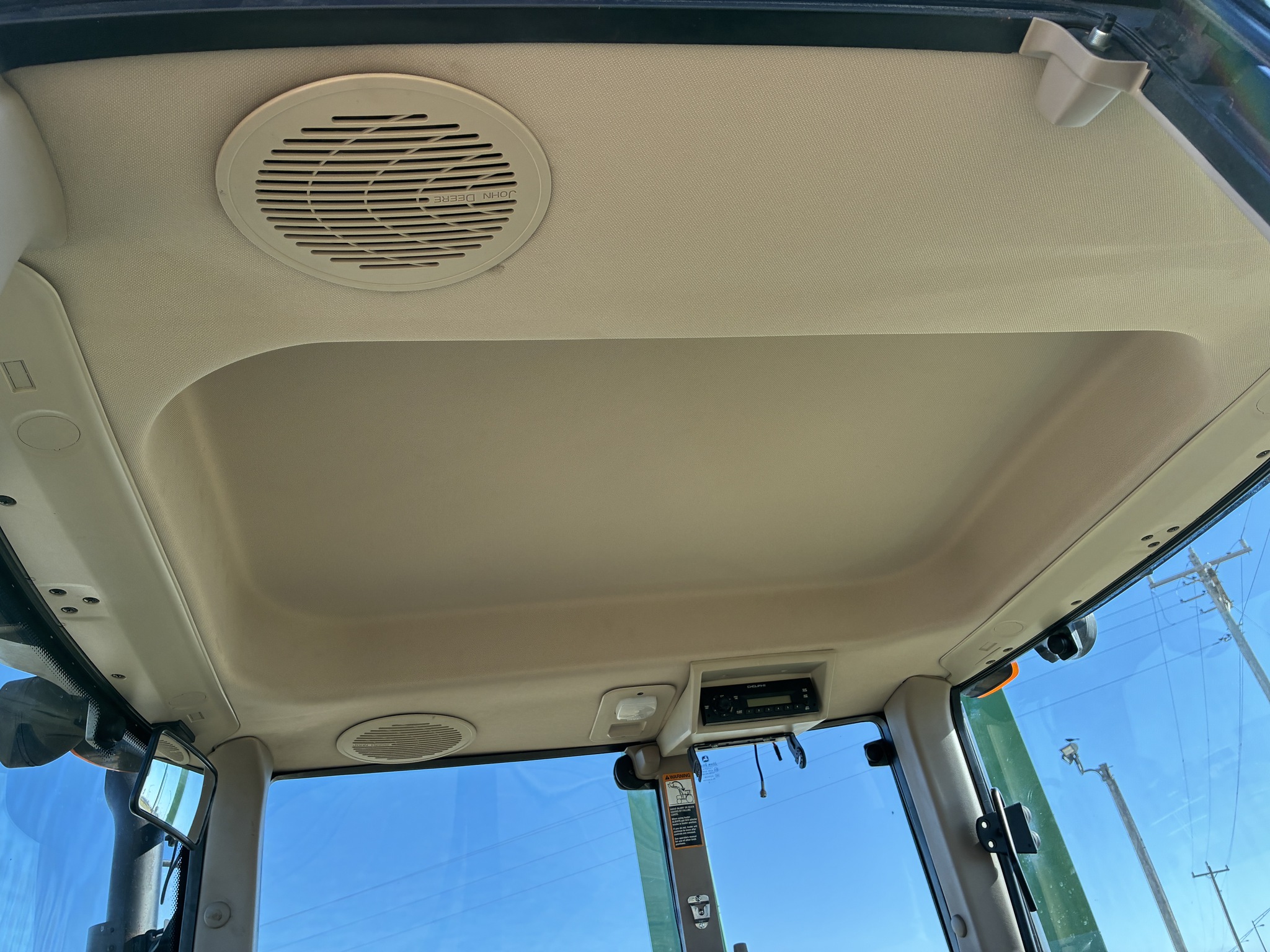 2012 John Deere 7230 Image 25