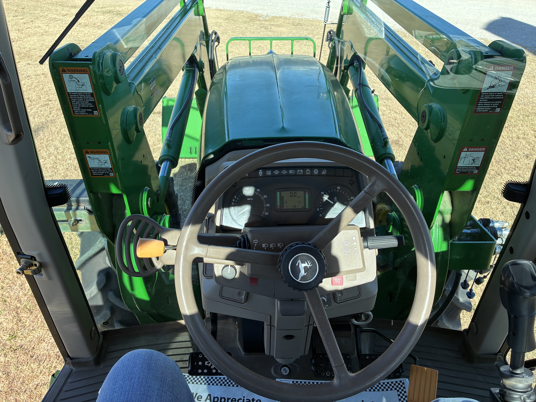 2012 John Deere 7230 Image 32