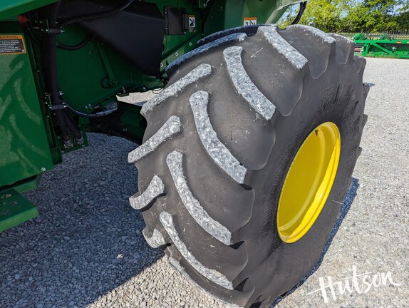 Photo of 2022 John Deere S790