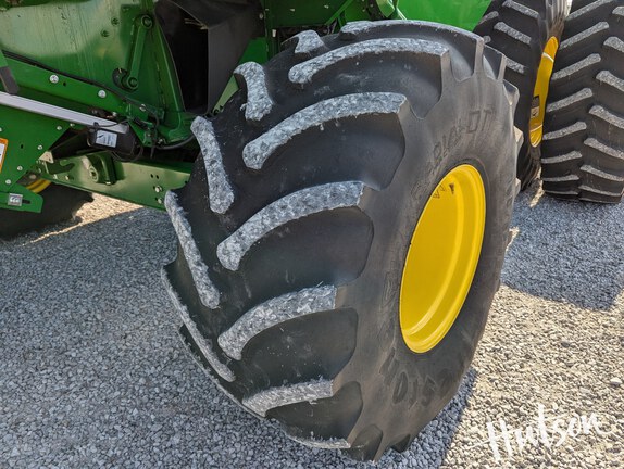 Photo of 2022 John Deere S790