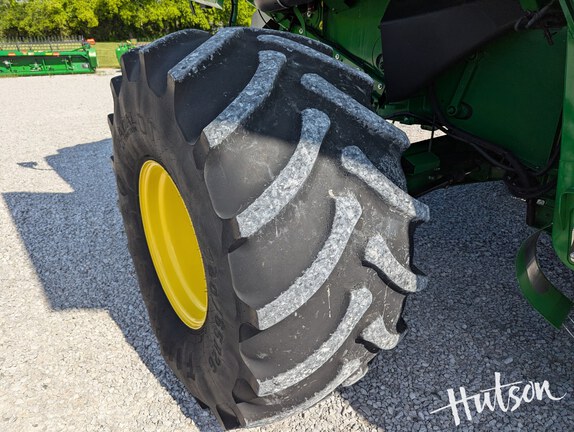 Photo of 2022 John Deere S790