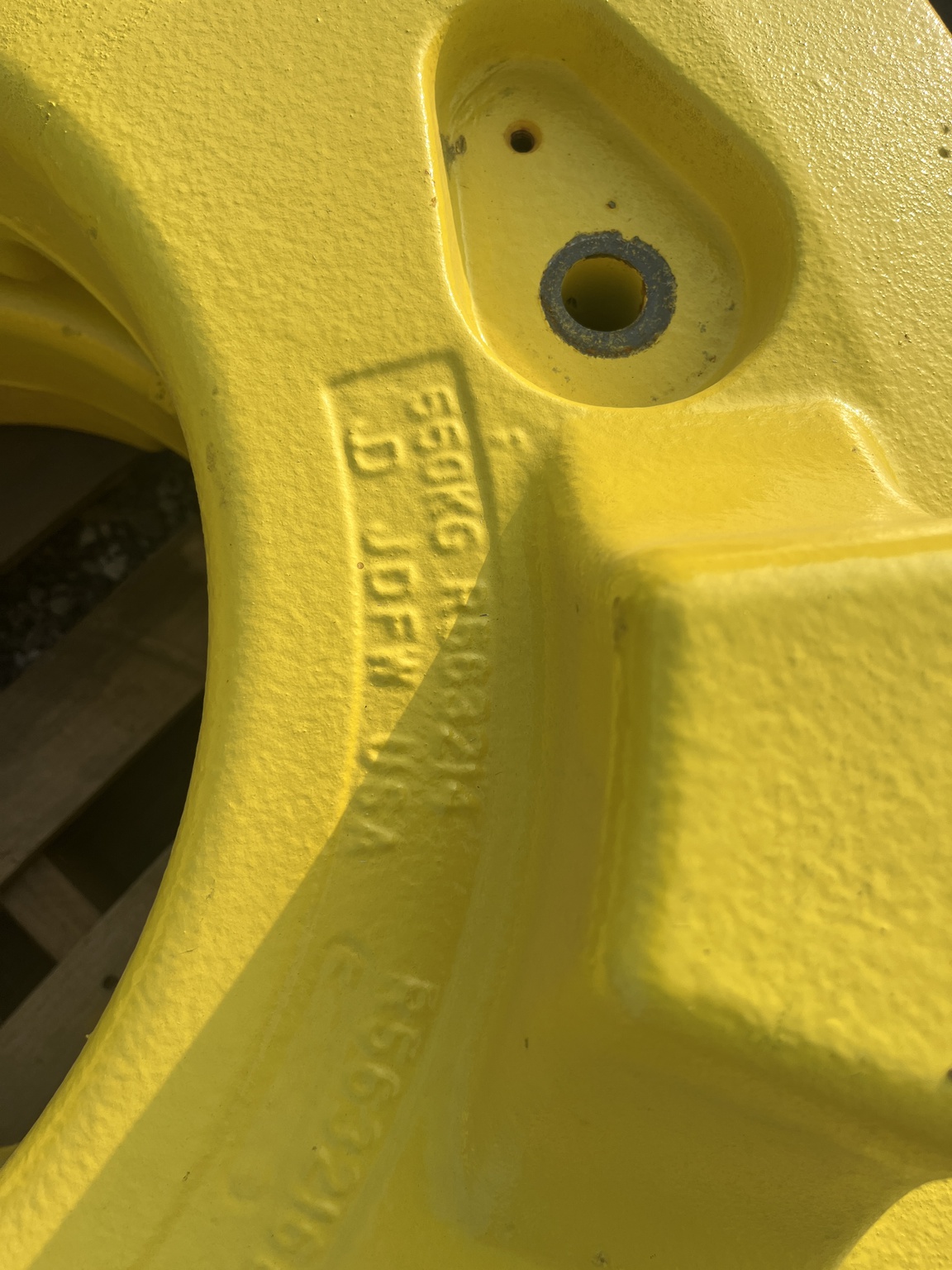 2024 John Deere 550KG Image 1