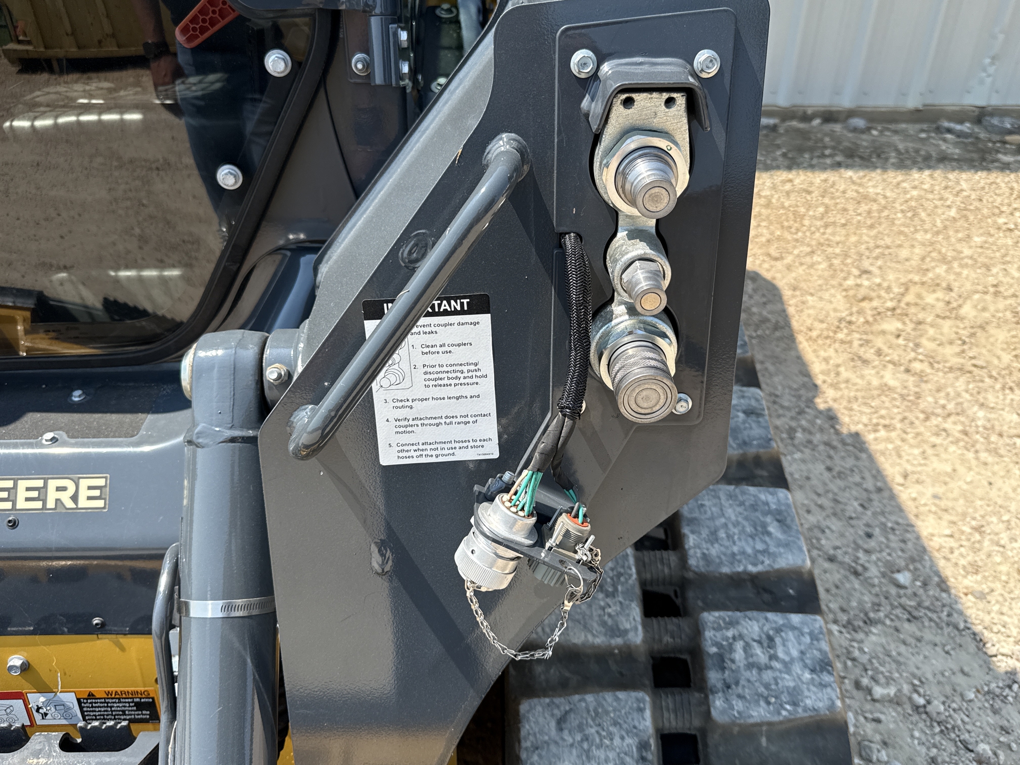 2023 John Deere 325G Image 26