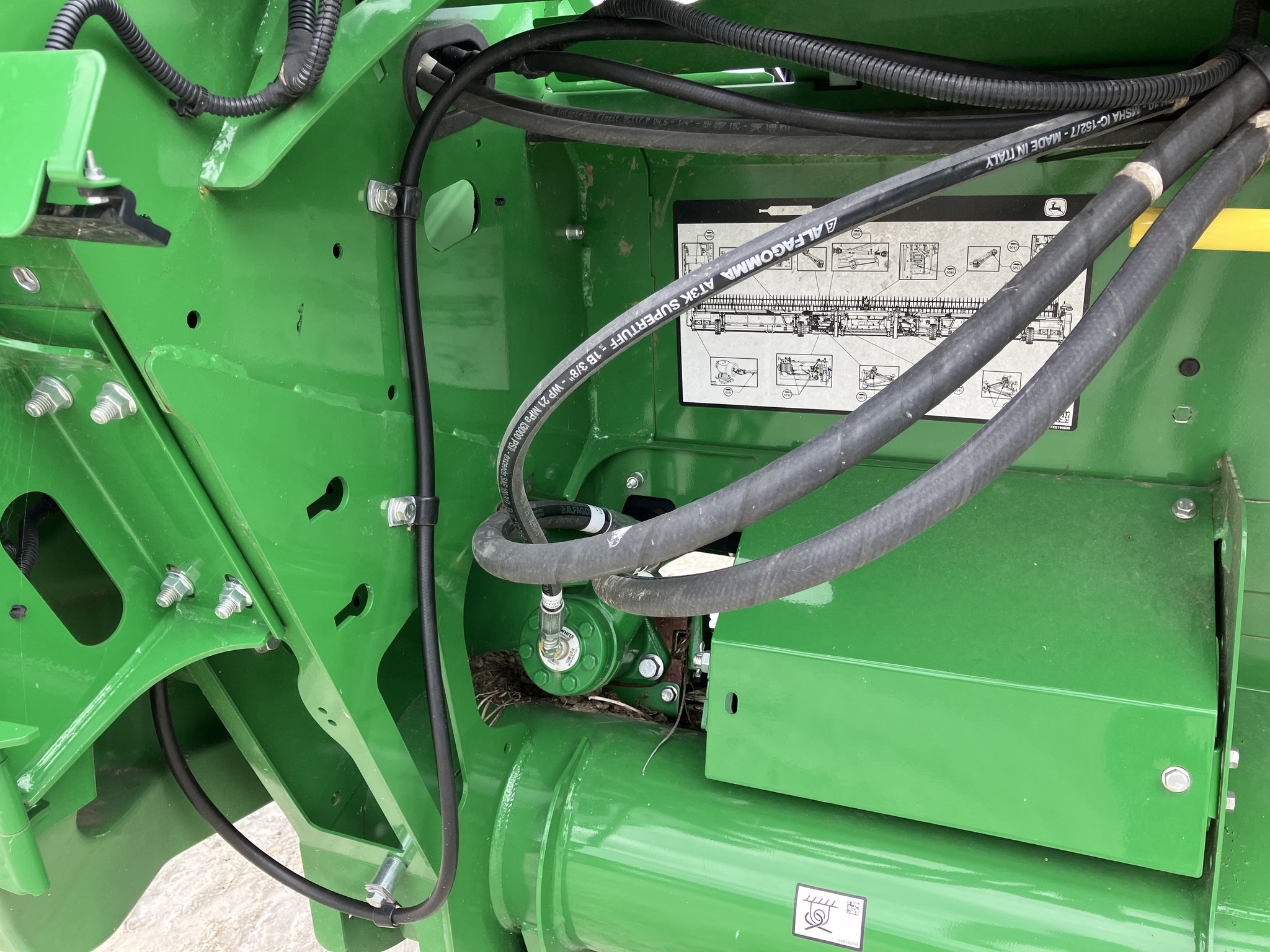 2024 John Deere HD50F Image 9